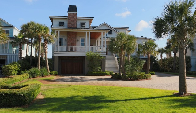 Oceanfront/Sleeps 18/Lady Poseidon/Elevator/Pool & Heatable Spa