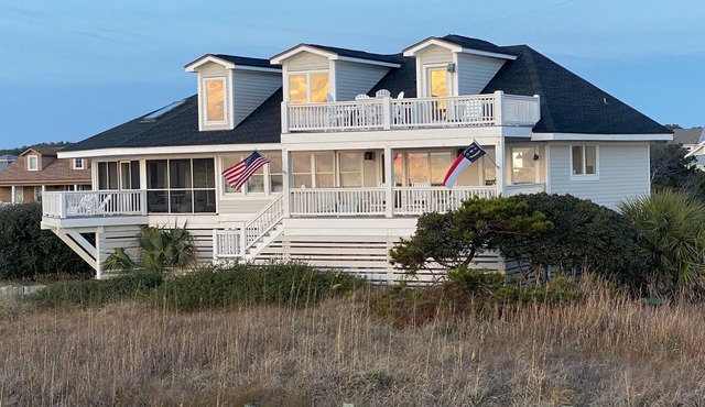 Oceanfront/Spectacular Views/"OCEAN BEACH "