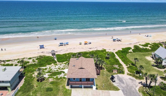 Oceanfront, Steps to Sand, Deck & Pets Welcome!