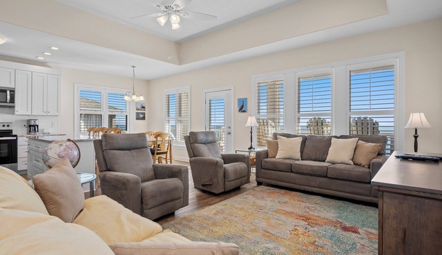 Oceanfront, Top Floor, End Unit, E301 - Ocean Club Resort