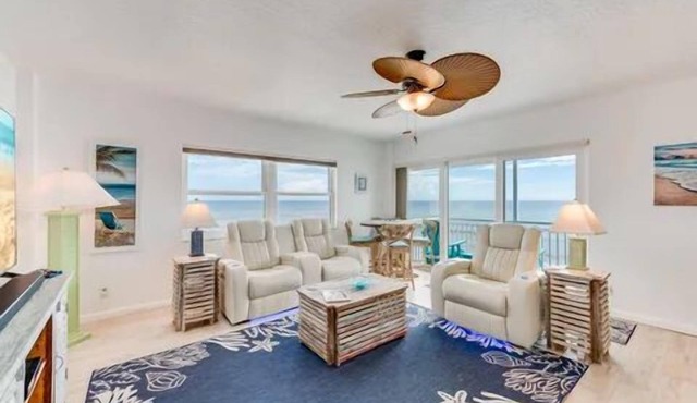Oceanfront Top-Floor Luxury Penthouse Balcony Atlantic Views from 3 Rooms