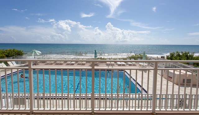 Oceanfront 2BR Condo 2nd Floor Balcony Overlooking Pool, Unit 201