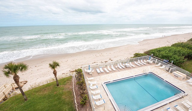 Oceanfront 2BR Condo Updated 5th Floor Balcony Ocean Views, 503