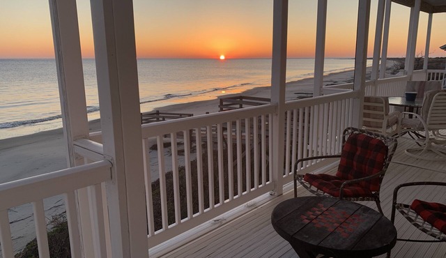 Oceanfront Paradise!