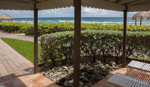Oceanfront Villa step out the front door and you're on the beach! Villa D