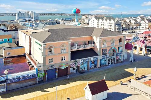 Oceanfront Villa 3 (105) Boardwalk Oceanfront