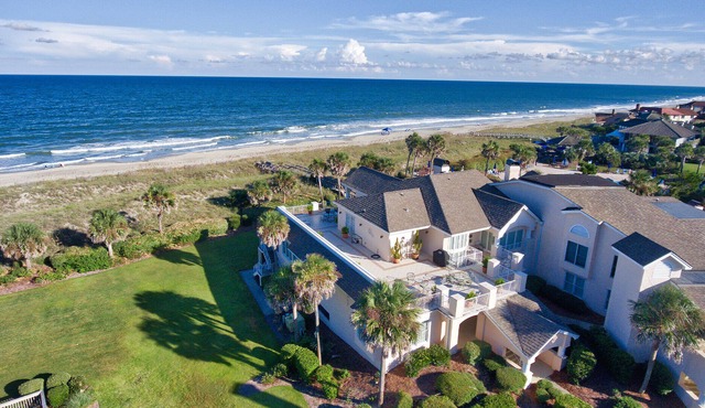 Oceanfront Villa with Spectacular Views Dillard