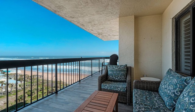 Oceanfront with great beach views from all rooms & balcony, heated pool, and garage