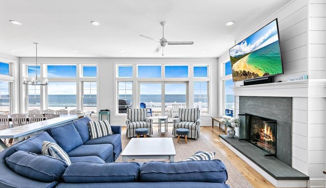 Oceanfront with Hot Tub: private beach access! South of Beach Haven. Sleeps 12+