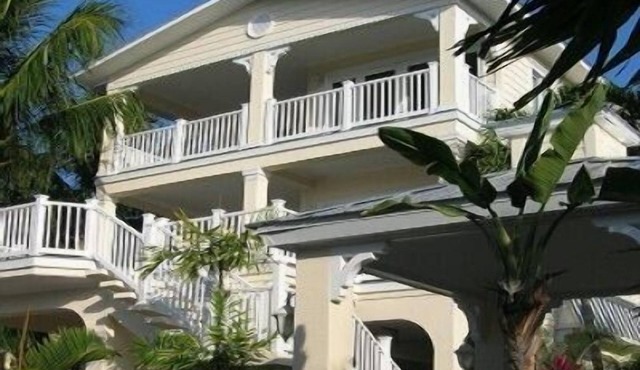 OCEANFRONT with Pool & Dock - Approved Dog OK! Gated Estate - A Tropical Oasis!