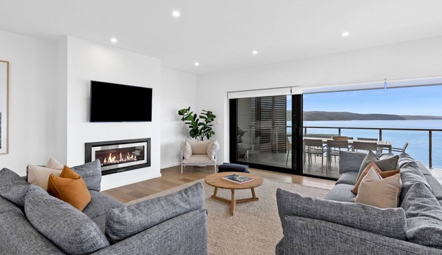 Oceania 16 - A new standard in beach living