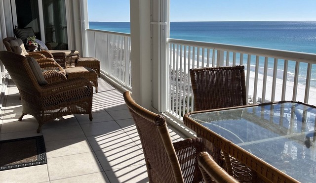 OCEANIA UNIT 707 - Luxury beachfront condo - 3 BR - sleeps 10
