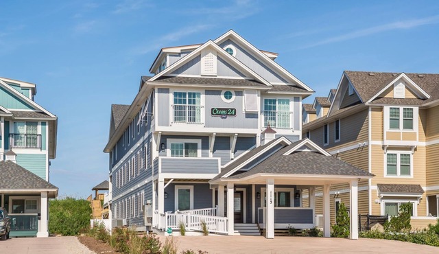 Oceans 24 Oceanfront Pet Friendly Home w/FlexStay! Ocean Views, Poolside Tiki Bar, Hot Tub, and More!