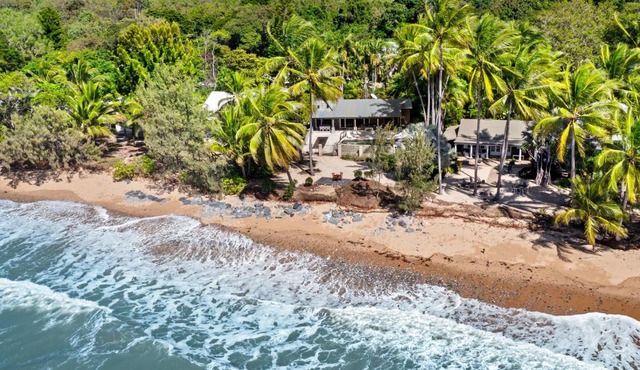 Oceans Edge Beach House At Oak Beach