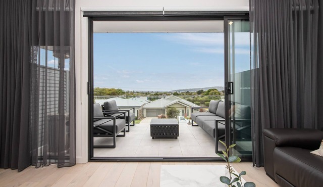 Oceans Eleven with Heated Pool