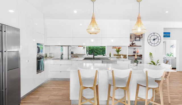 Oceans Escape Clifton