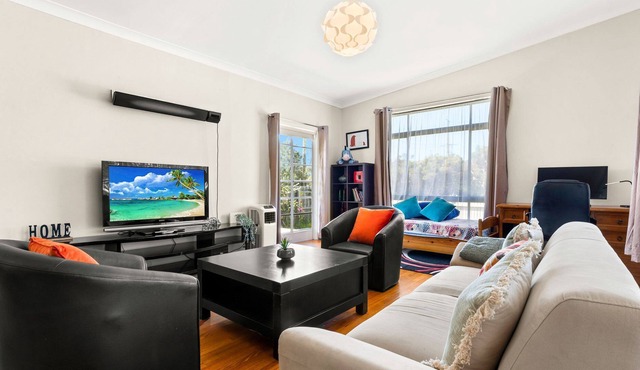 Oceans Rise in Sunderland Bay