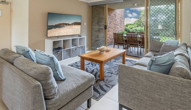 Oceanside 17 - Breezes