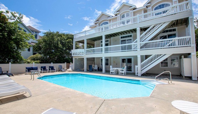 Oceanside, 8 BRs, Private Pool, Hot Tub, Close to Beach Access, PI62, Jewel of the Isle