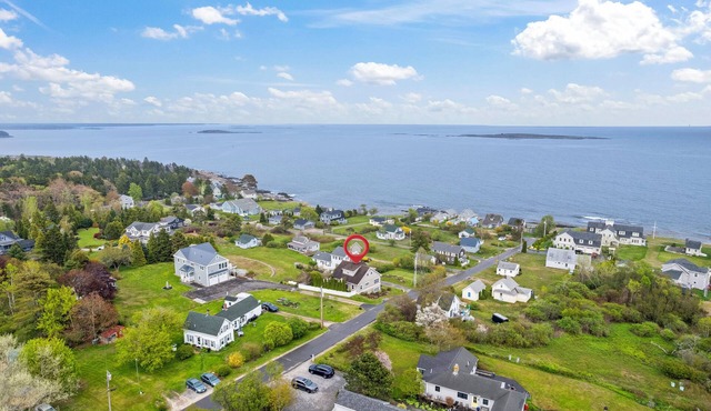 Oceanside Oasis: 3 BR, 2.5 BA House in Bailey Island, Sleeps 6