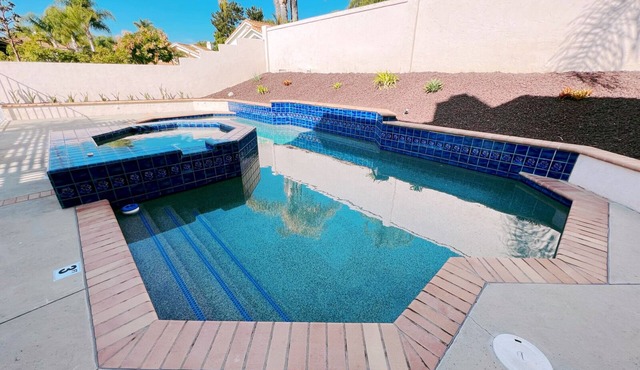 Oceanside Paradise with Pool, Spa, Cal King, Billiards & More!
