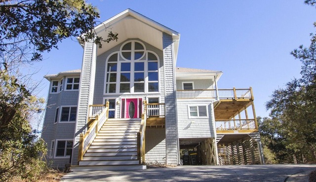 Oceanside, Pool, Hot Tub, Close to Beach, OH1, Silver Sandcastle