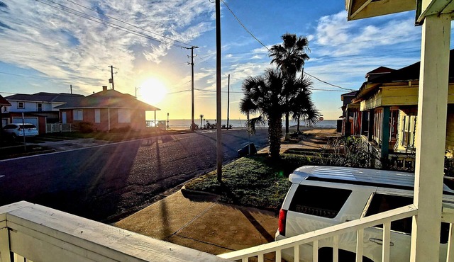 Oceanside right next to the beach!