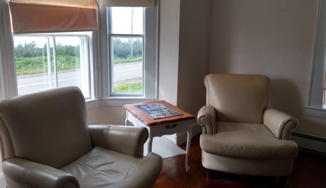 Oceanview, 1-2 Bedroom 1 Bath Oceanview Home