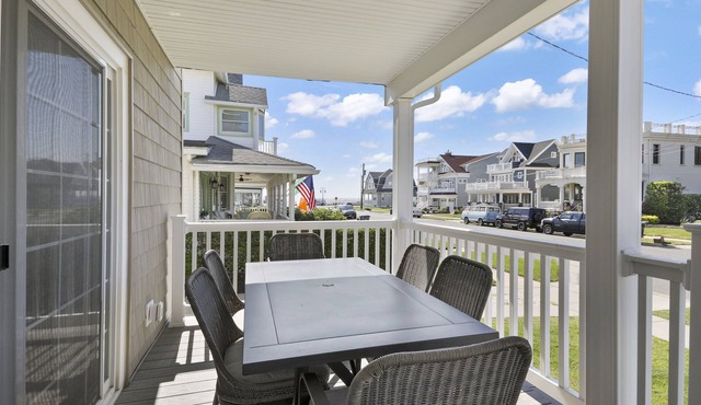 Oceanview 4 HOUSES to BEACH! 6 beach passes, chairs, towels, umbrellas included