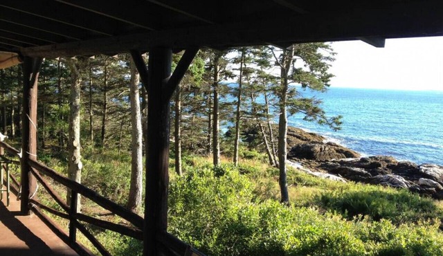 Oceanview Cabin Retreat in Southport