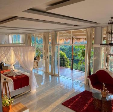 Oceanview Cottage Cempaga - entire 2 BR Bungalow 135 sqm
