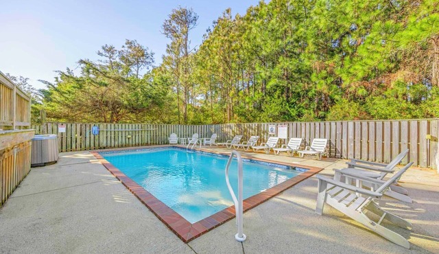 Oceanview Dog Friendly Home in Waves w/Private Pool, Hot Tub, and Game Room