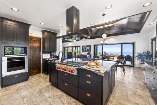 Oceanview FarmLux Estate Hosted Luxury at Stargate Farm