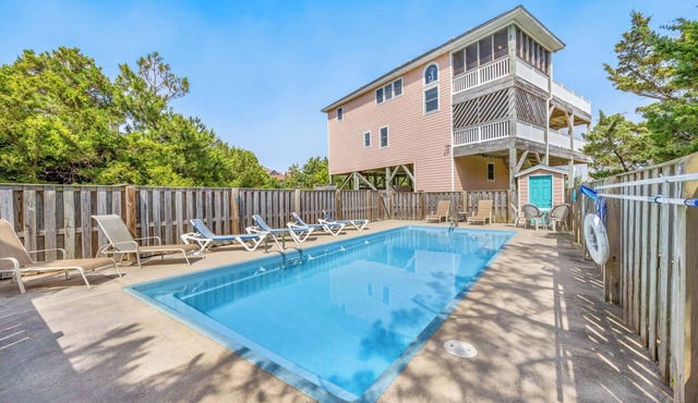 Oceanview Home w/Pool, Hot Tub, Game Room, Home Theater, and Easy Beach Access