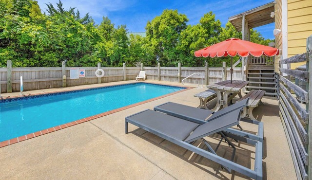 Oceanview Home w/Saltwater Pool, Hot Tub, Game Room, Basketball. It's So Right!