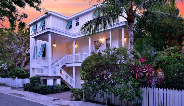 Oceanview home with private pool & lush landscaping!