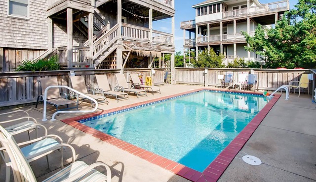 Oceanview Home with Private Pool, Hot Tub, Tiki Bar, Foosball, and Beach Gear