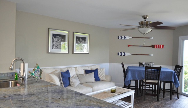 OCEANVIEW/OCEANFRONT APARTMENT WITH RESORT AMENITIES, KEY LARGO, TAVERNIER
