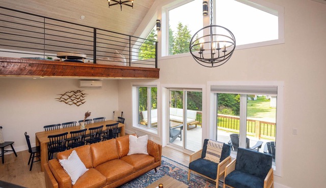 Oceanview Retreat - Canoe Cove