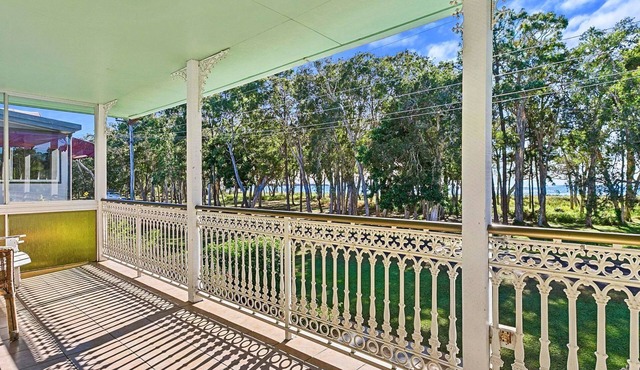 OceanViews on Burrum Up