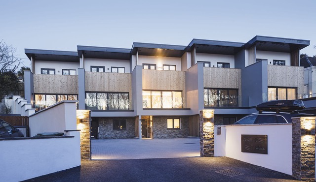 Oceanwalk - sleeps 8 guests in 4 bedrooms