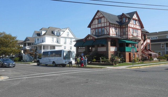 OCNJ Sleeps 60+ Guests in 2 HOUSES short walk to BEACH 23 Bedrooms/16 FULL bath