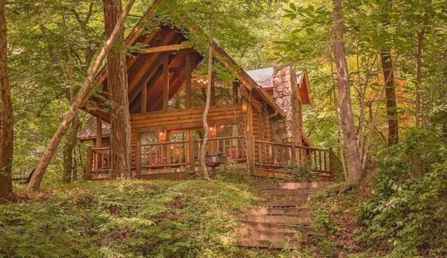 Ocoee Cabin | Beautiful Cabin on the River's Edge
