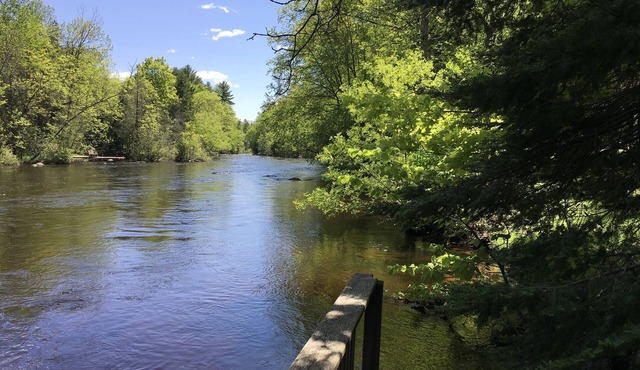 Oconto River Retreat