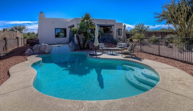Ocotillo House: Gateway to Saguaro National Park