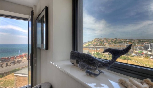 OCTOPUS, romantic, luxury holiday cottage in West Bay