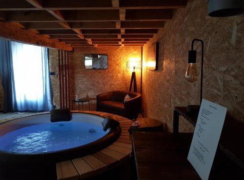 Odyssée - Chambre d'hôtes avec spa et sauna privés