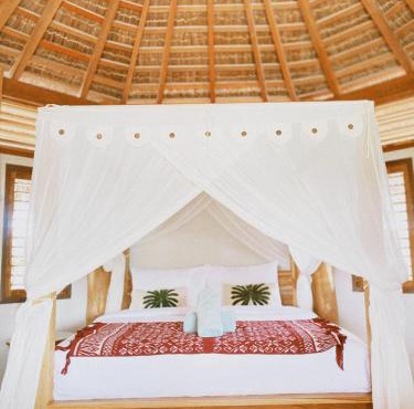 Oeseli Beach Bungalow