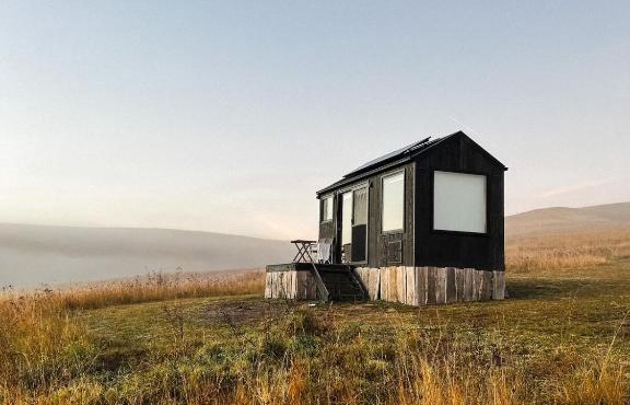 Off-Grid Cabin Nestled in Nature - Pet Friendly - Dawn