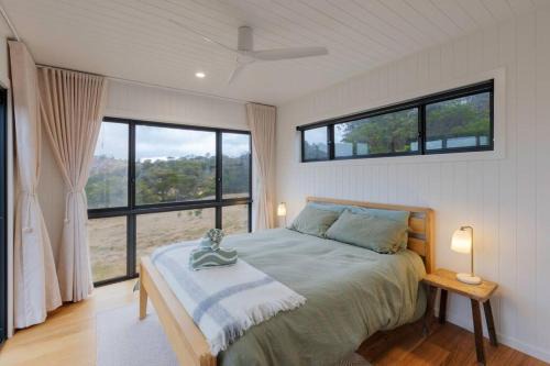 Off-Grid Farm Stay with Scenic Views